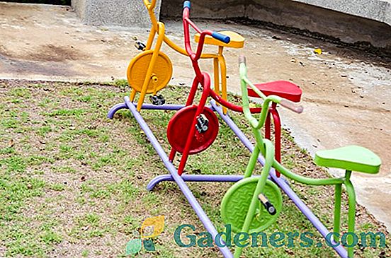 Безопасен детски пързалка в страната