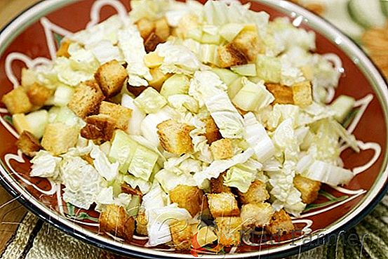 Cechy gotowania kapusty pekińskiej: jak prawidłowo wyciąć sałatki i inne potrawy?
