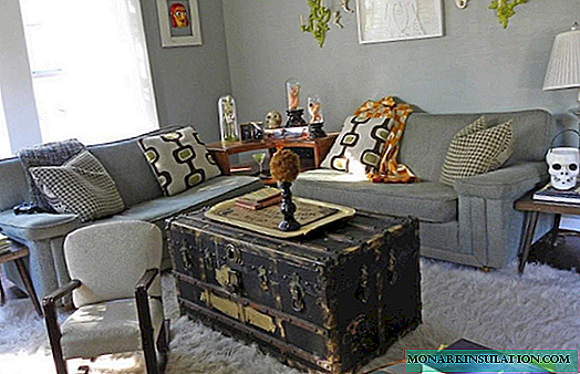 Photo collages: how to turn old things into interior decoration