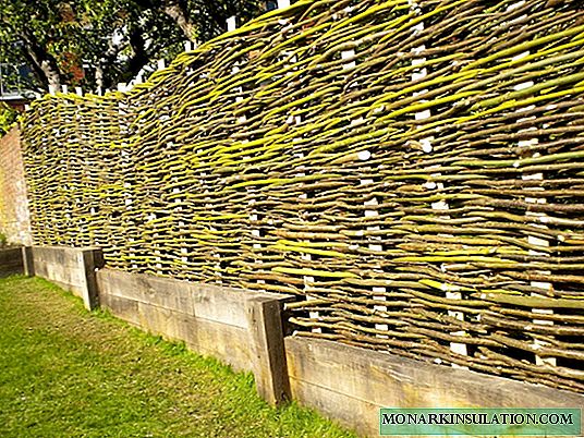 Hàng rào gỗ đan lát: tháo gỡ sự khôn ngoan của thiết bị "bấc"