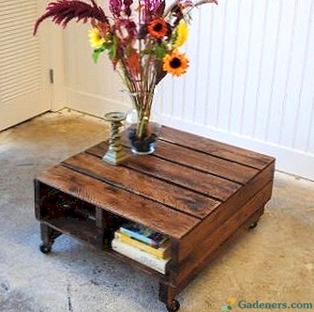 Pro místo a venkovský dům používejte nežádoucí dřevěné palety