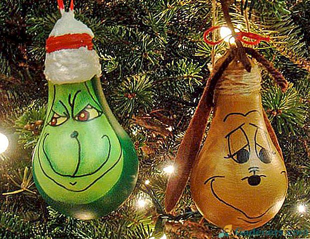Podrobna delavnica o izdelavi igrač iz božičnih dreves iz žarnic