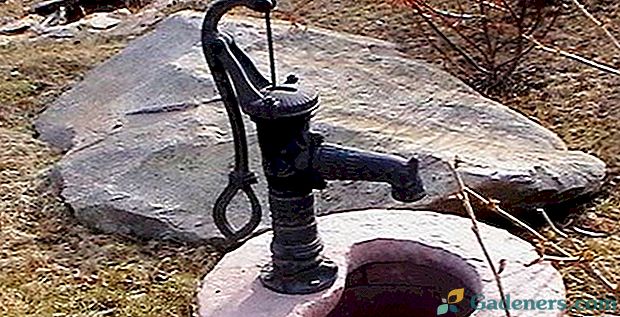 Ruční čerpadlo pro vodu ze studny bez napájecího zdroje